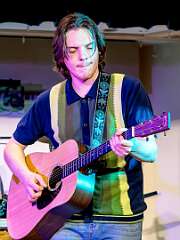 33: PhiladelphiaFreedom-38