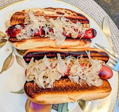 13: 12-01 Saugy Hot Dogs For Dinner