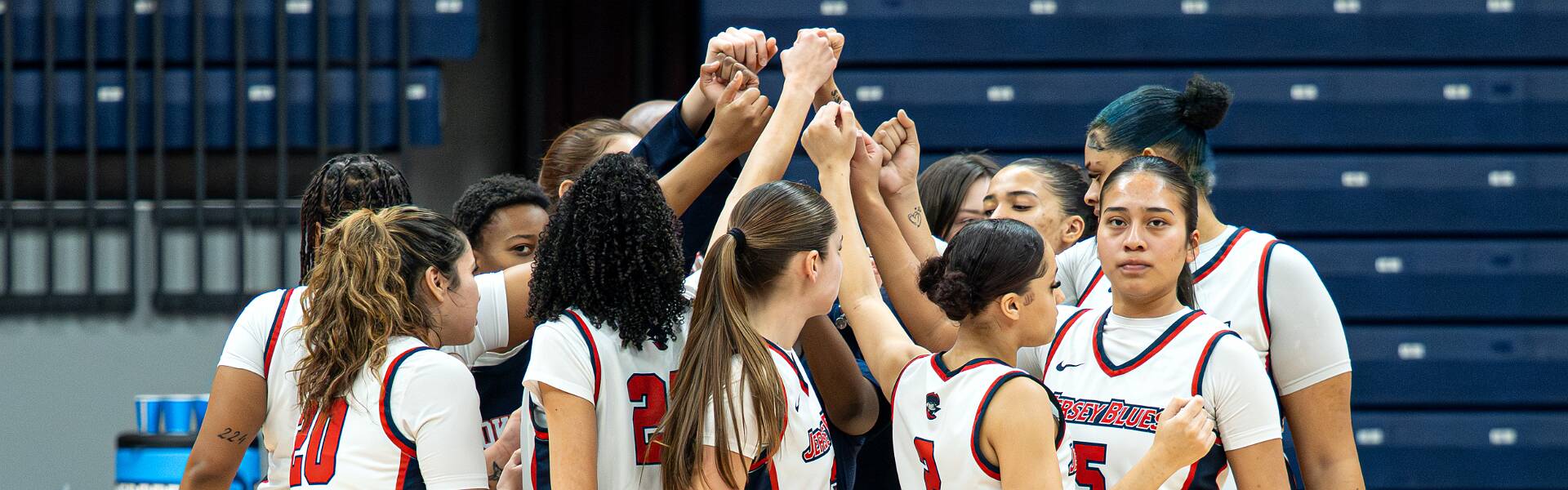 Click to show or hide the buttons