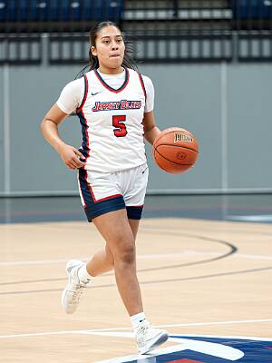 15: BrookdaleBasketball_2026-15