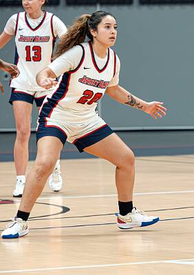 19: BrookdaleBasketball_2026-19