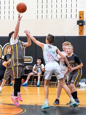 33: ptPleasantBasketball-33