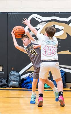 56: ptPleasantBasketball-56