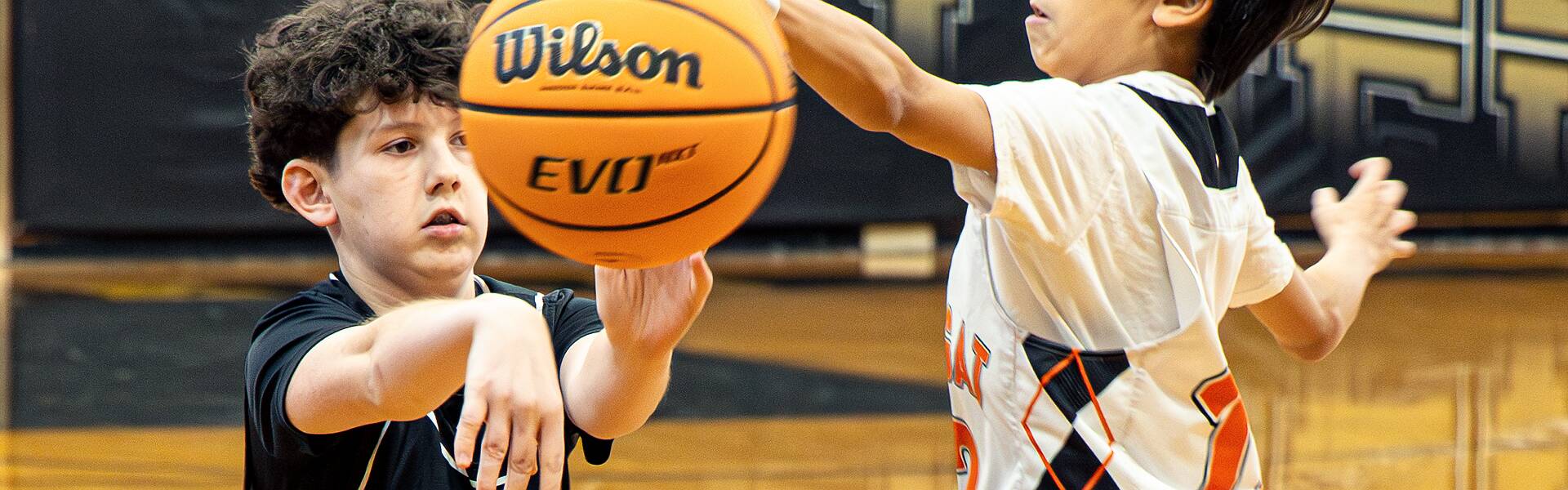 Click to show or hide the buttons