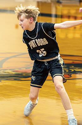 15: ptPleasantBasketball-127