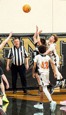 24: ptPleasantBasketball-136