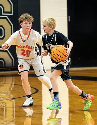 32: ptPleasantBasketball-144