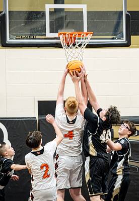 48: ptPleasantBasketball-114