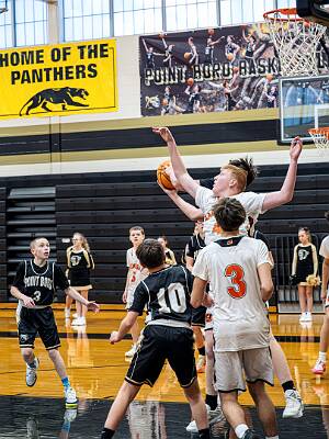 9: ptPleasantBasketball-75