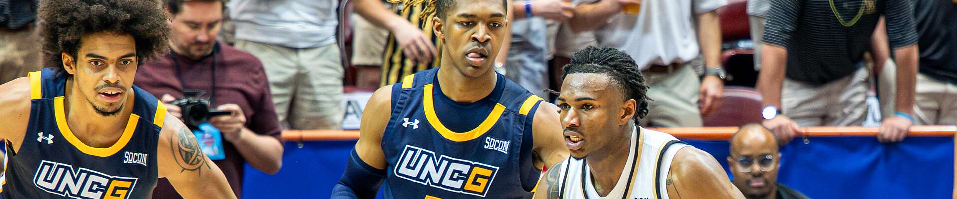 Click to show or hide the buttons