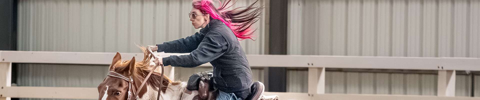 Click to show or hide the buttons