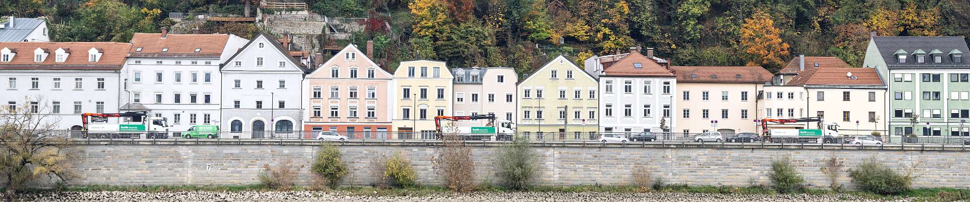 Click to show or hide the buttons